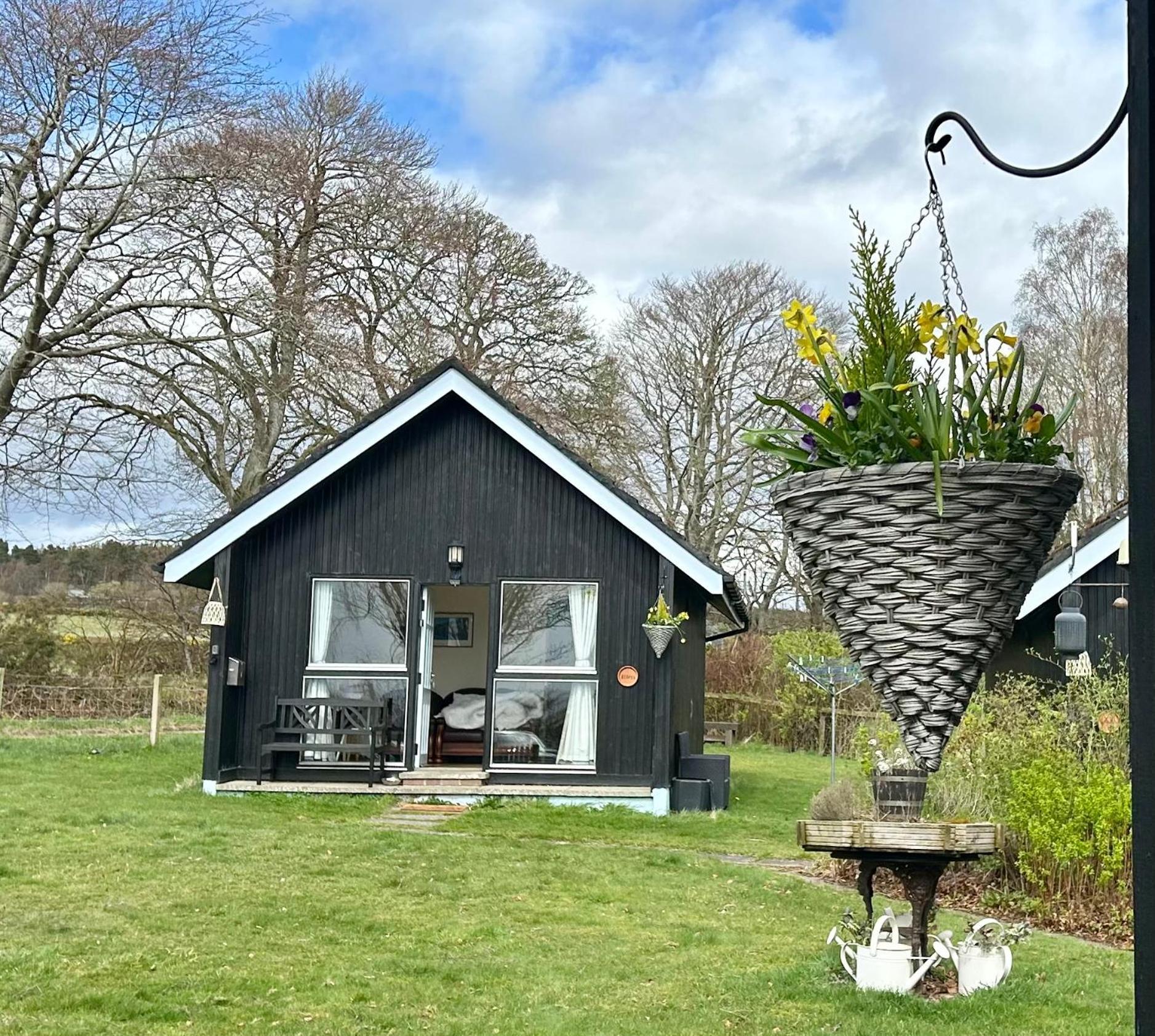 Kilcoy Chalets Muir of Ord Exterior foto